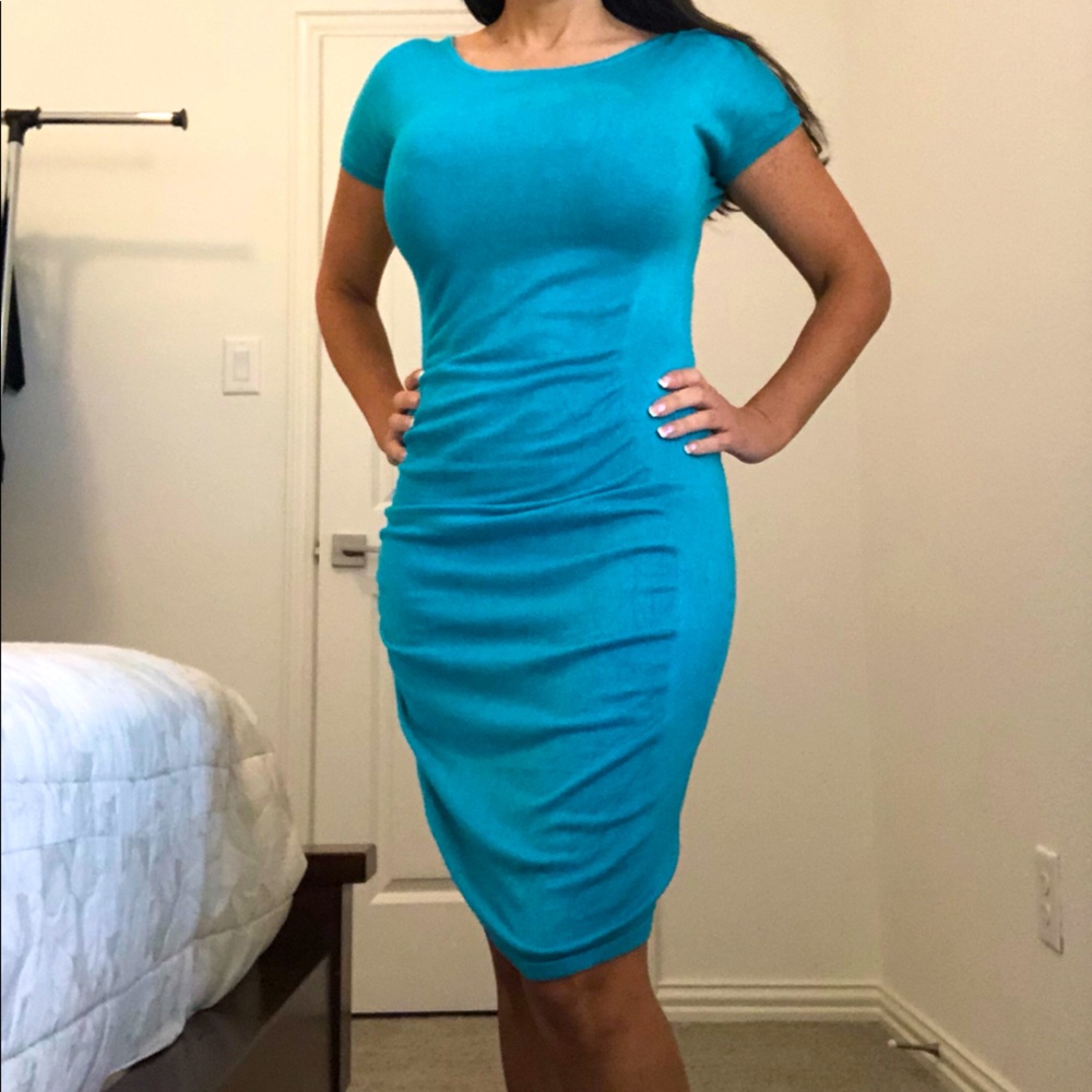 Express Dress with sleeves